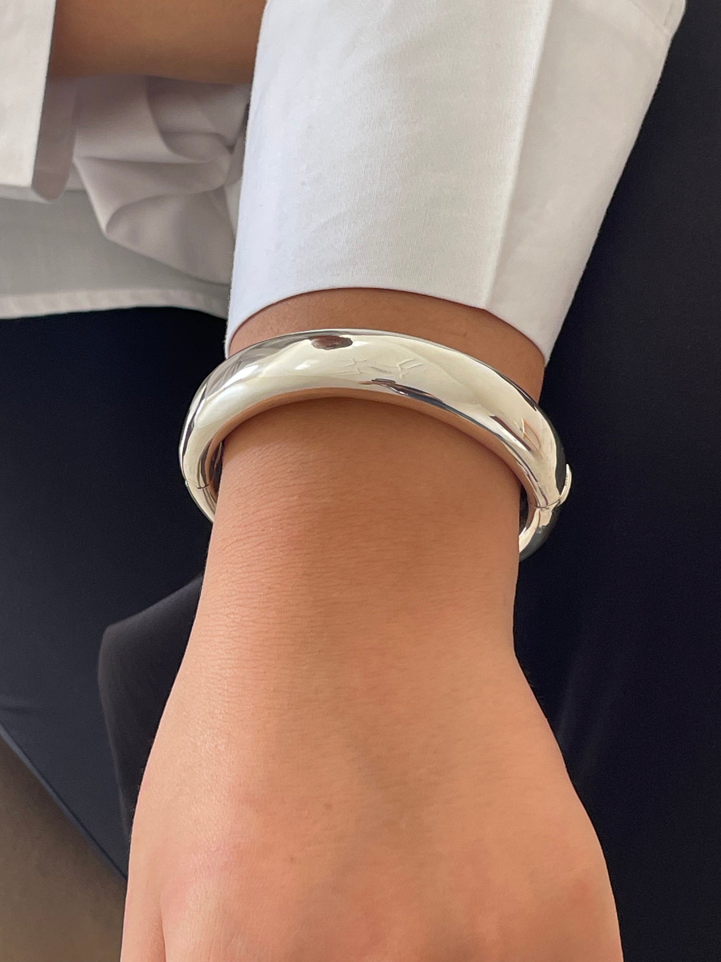 sterling silver plain shiny bright bangle bracelet
