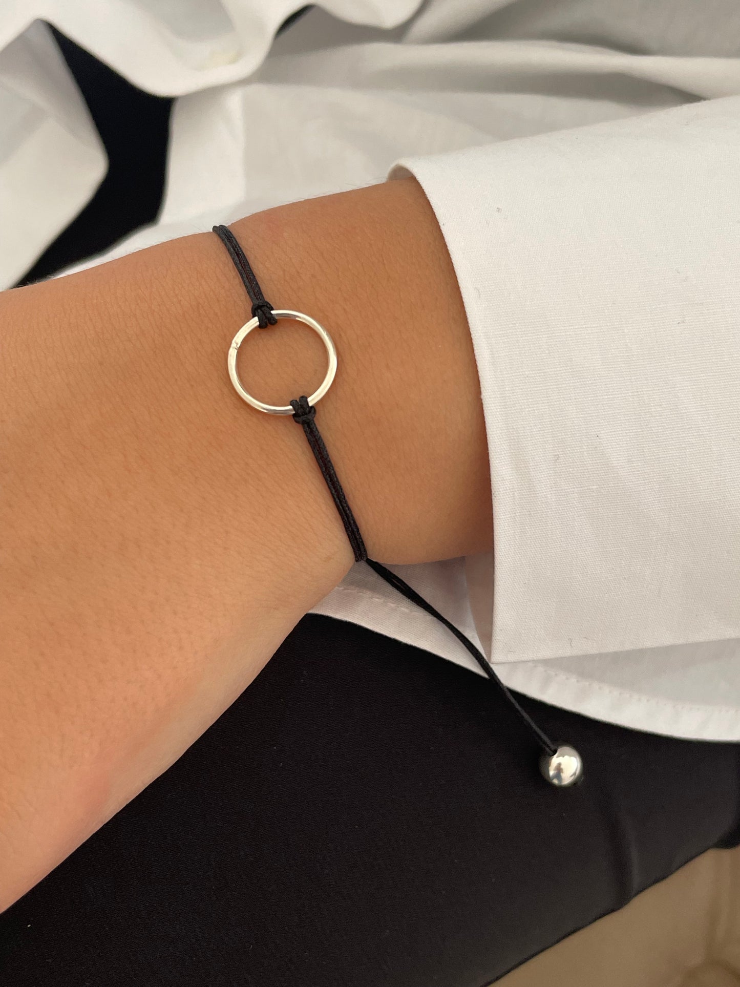 Handmade 925 Sterling Silver Minimalist Circle Charm Bracelet for Women