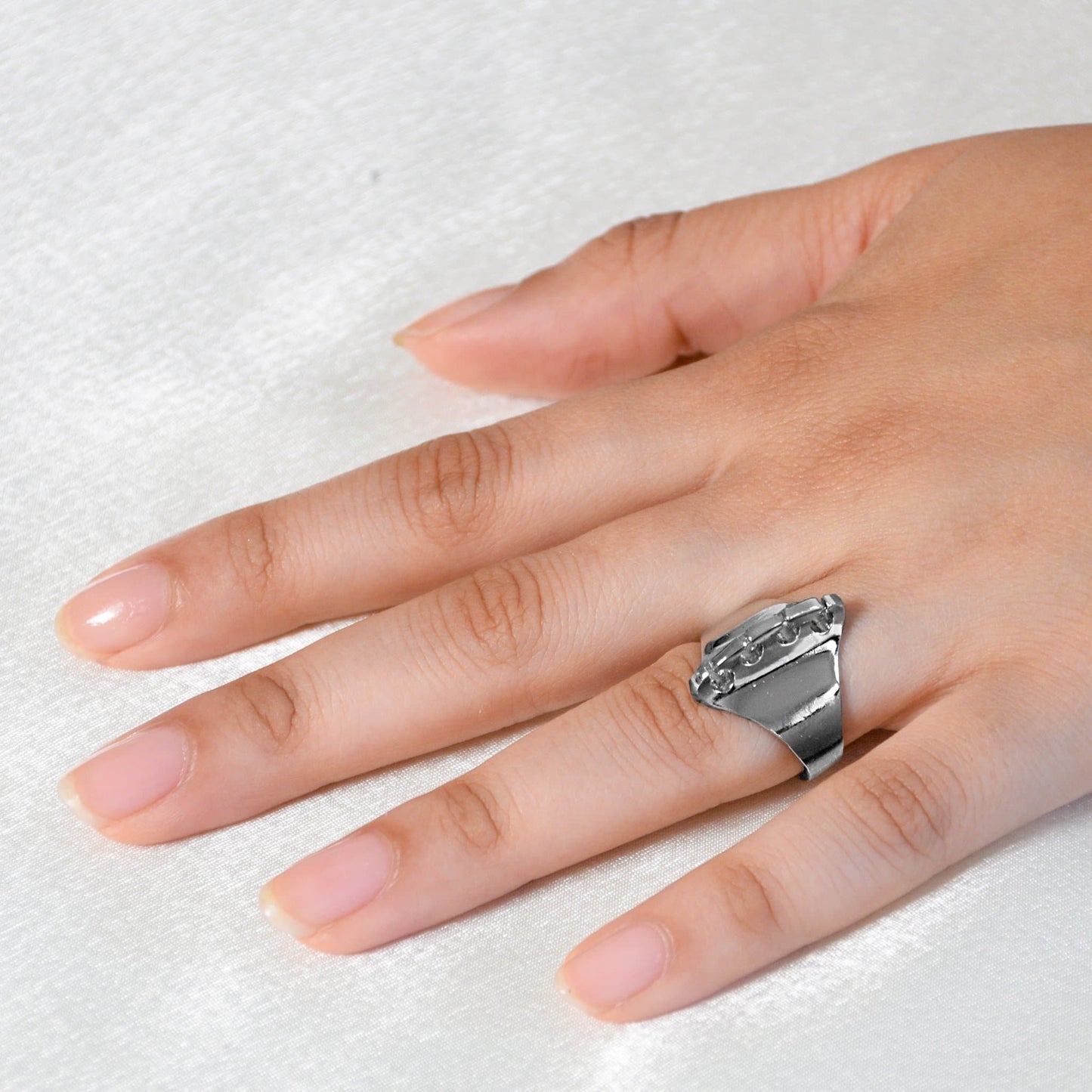 Silver Yarn Guide Ring - Adjustable