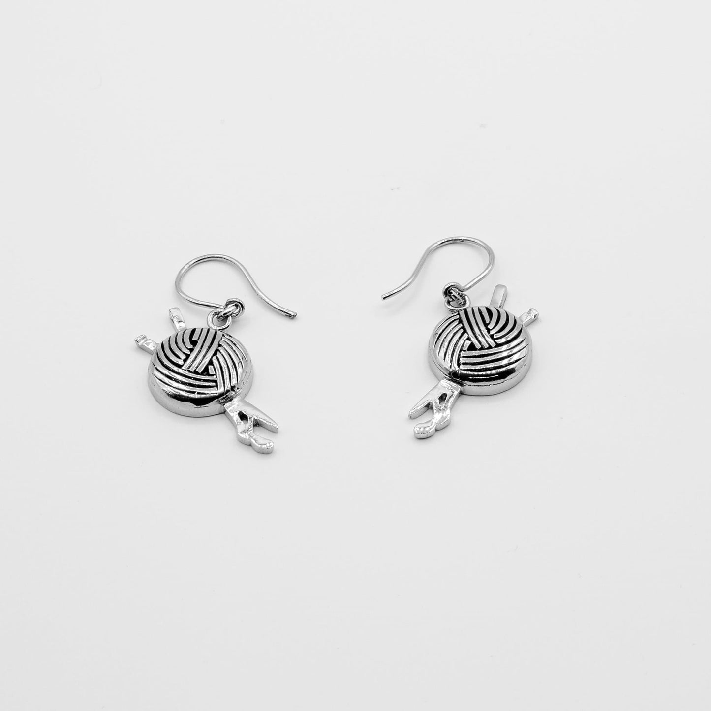 Silver Knitting wool yarn dangle earrings