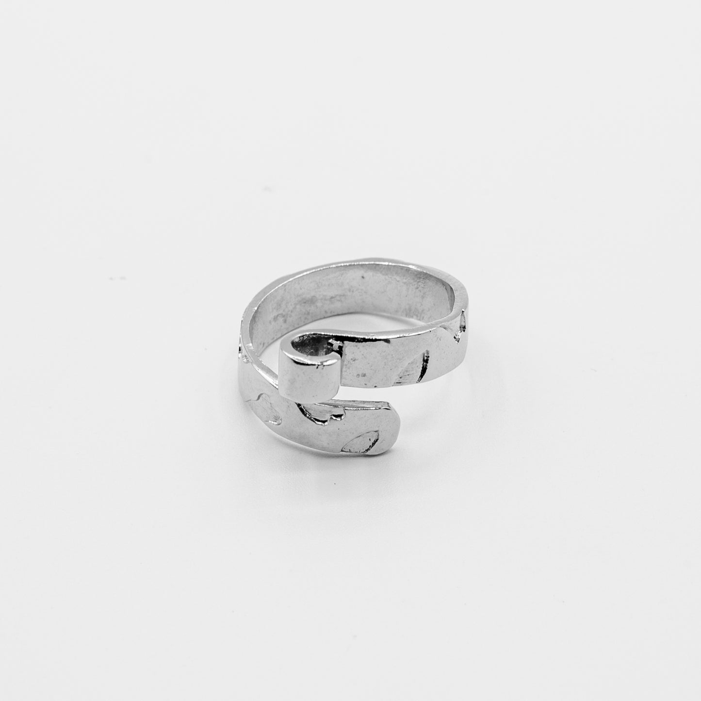 Silver Hooker 1 loop Ring