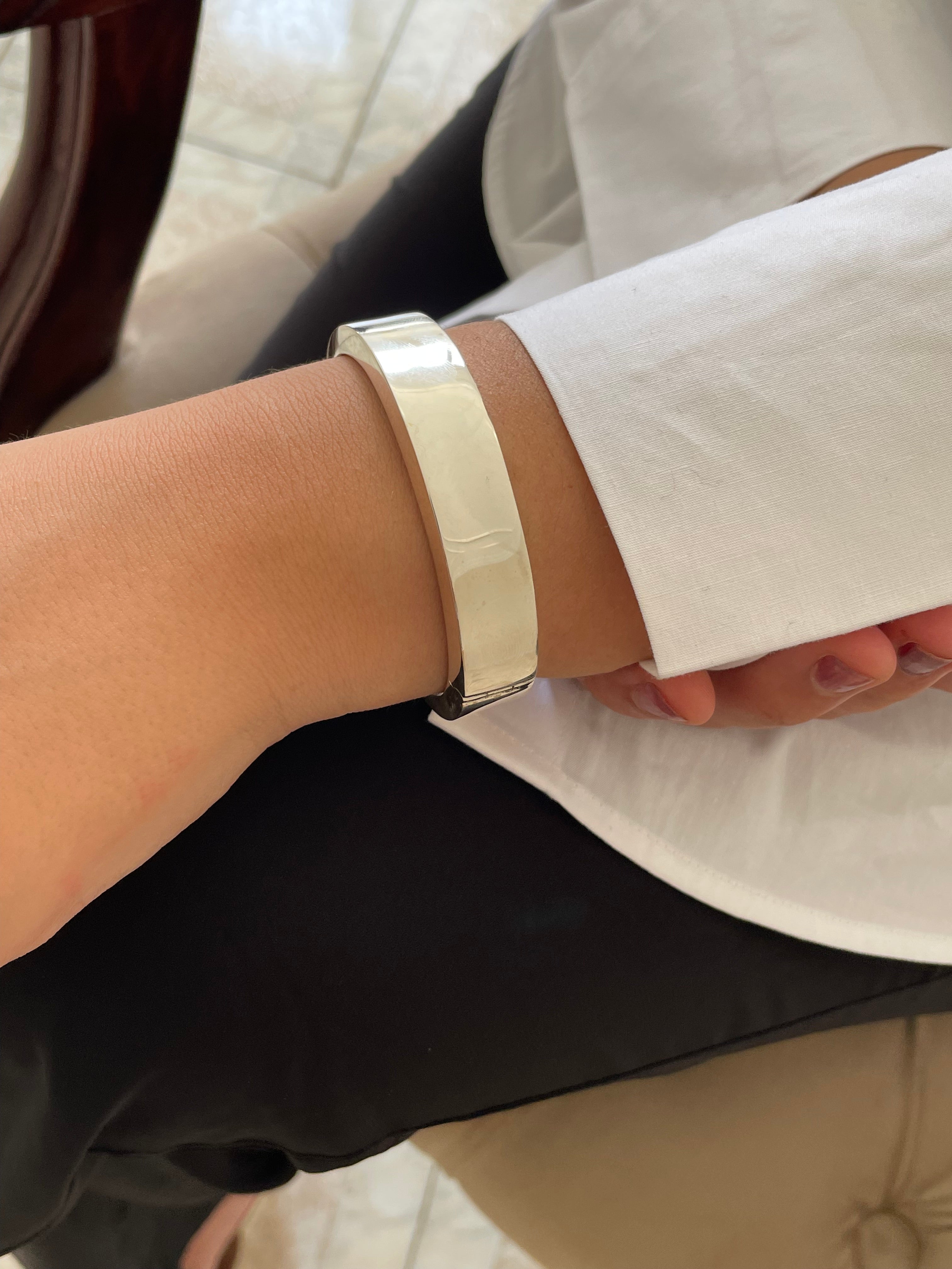 Sterling Silver Hinged Bangle Bracelet