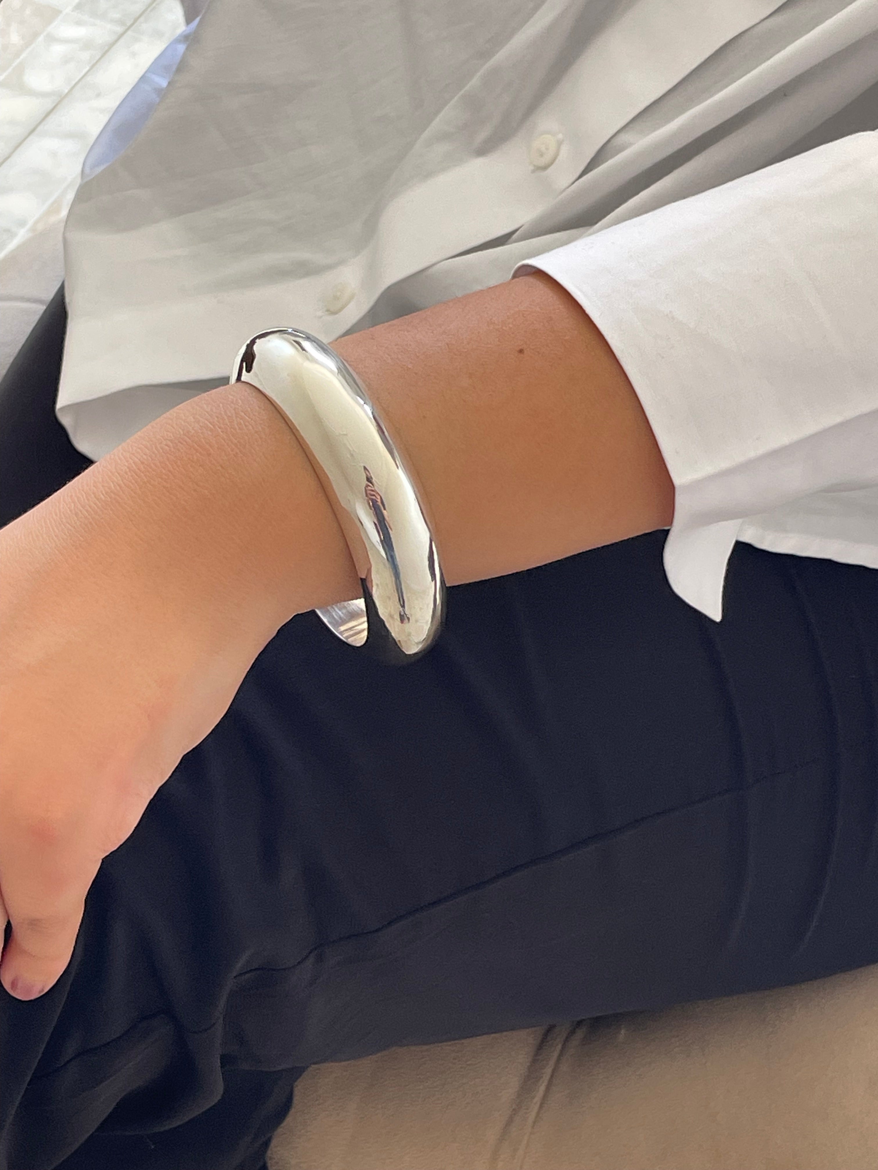 Sterling Silver Chunky Round Closed Bangle - Wide Stacking D-Shaped Design