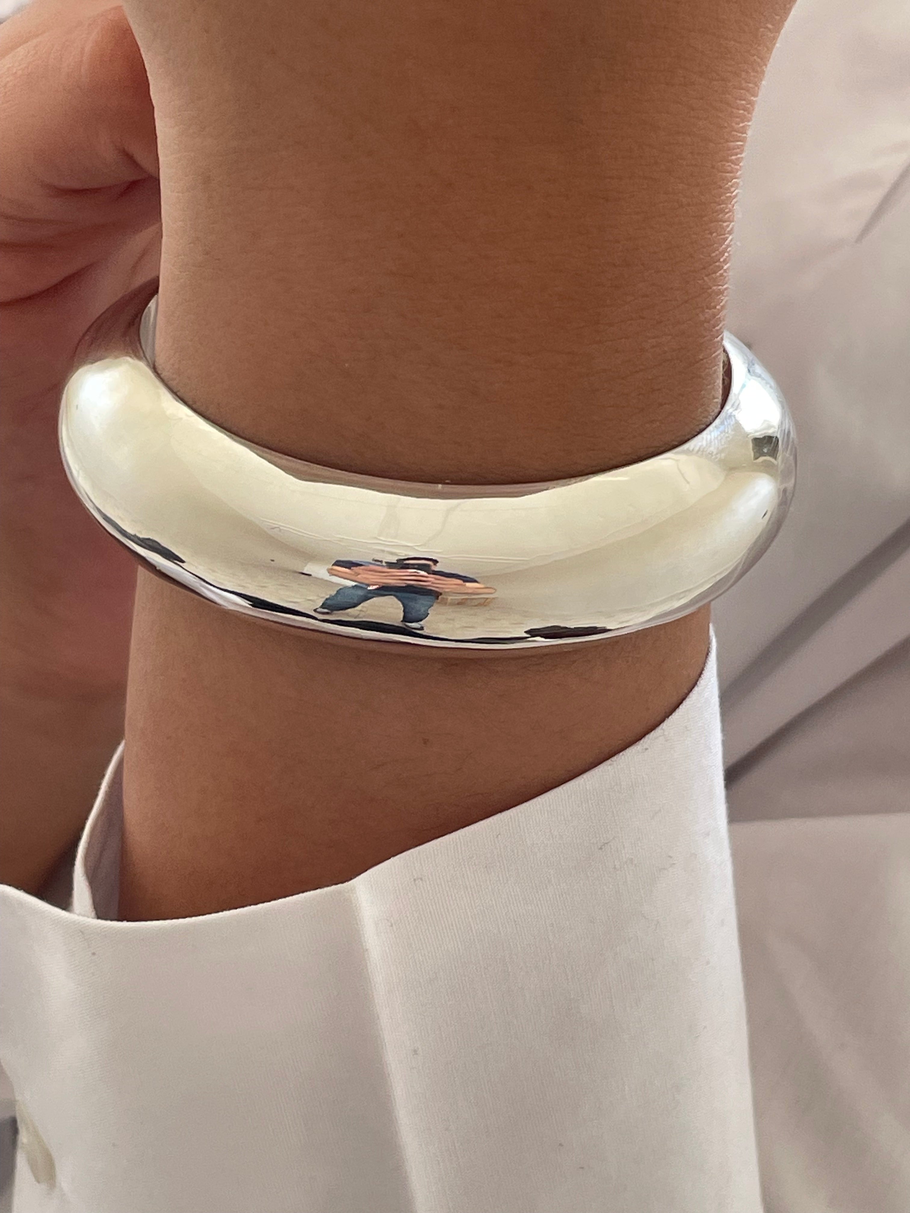 Sterling Silver Chunky Round Closed Bangle - Wide Stacking D-Shaped Design