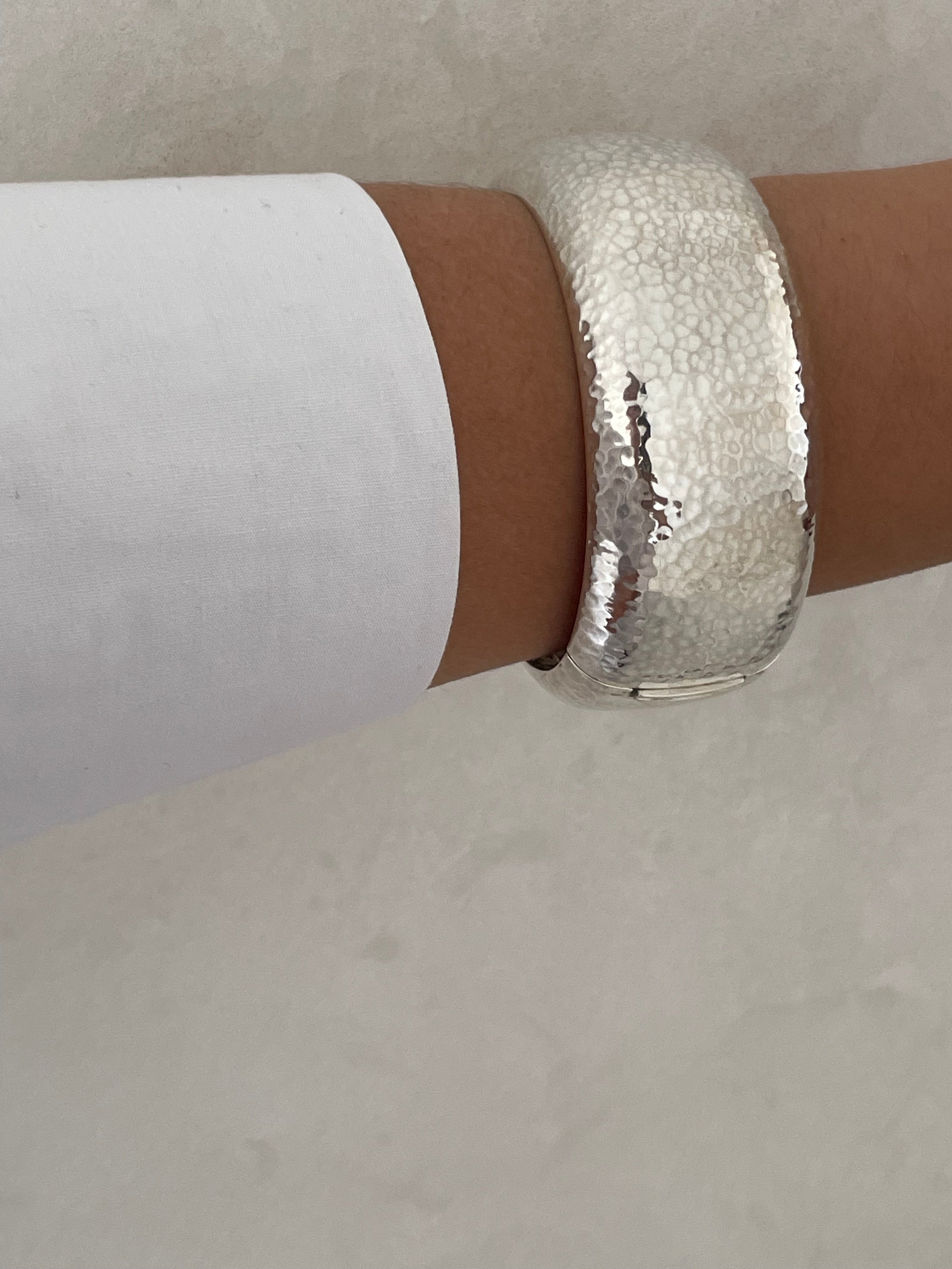 Sterling Silver Hammered Hinged Chunky Bangle