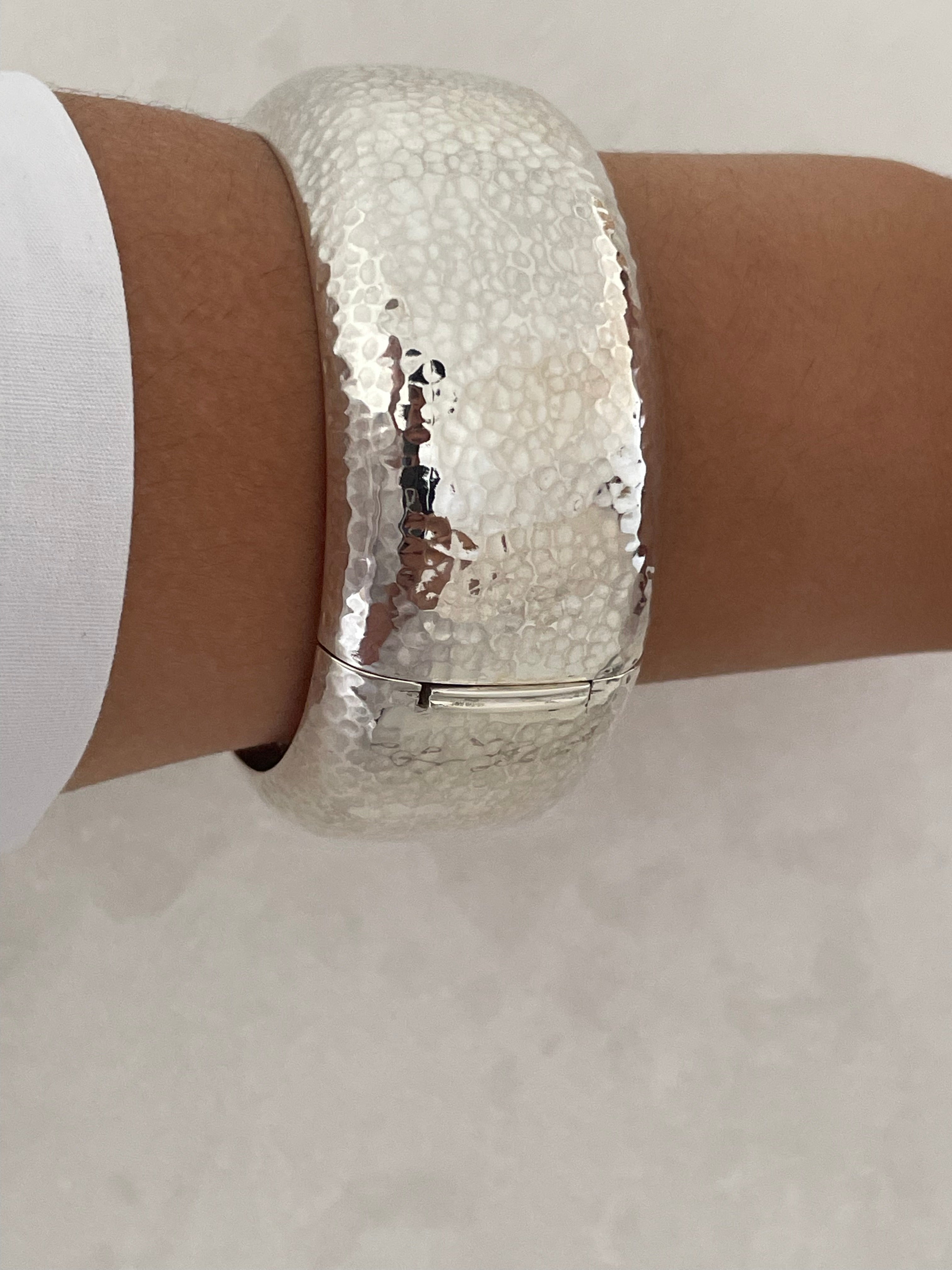 Sterling Silver Hammered Hinged Chunky Bangle