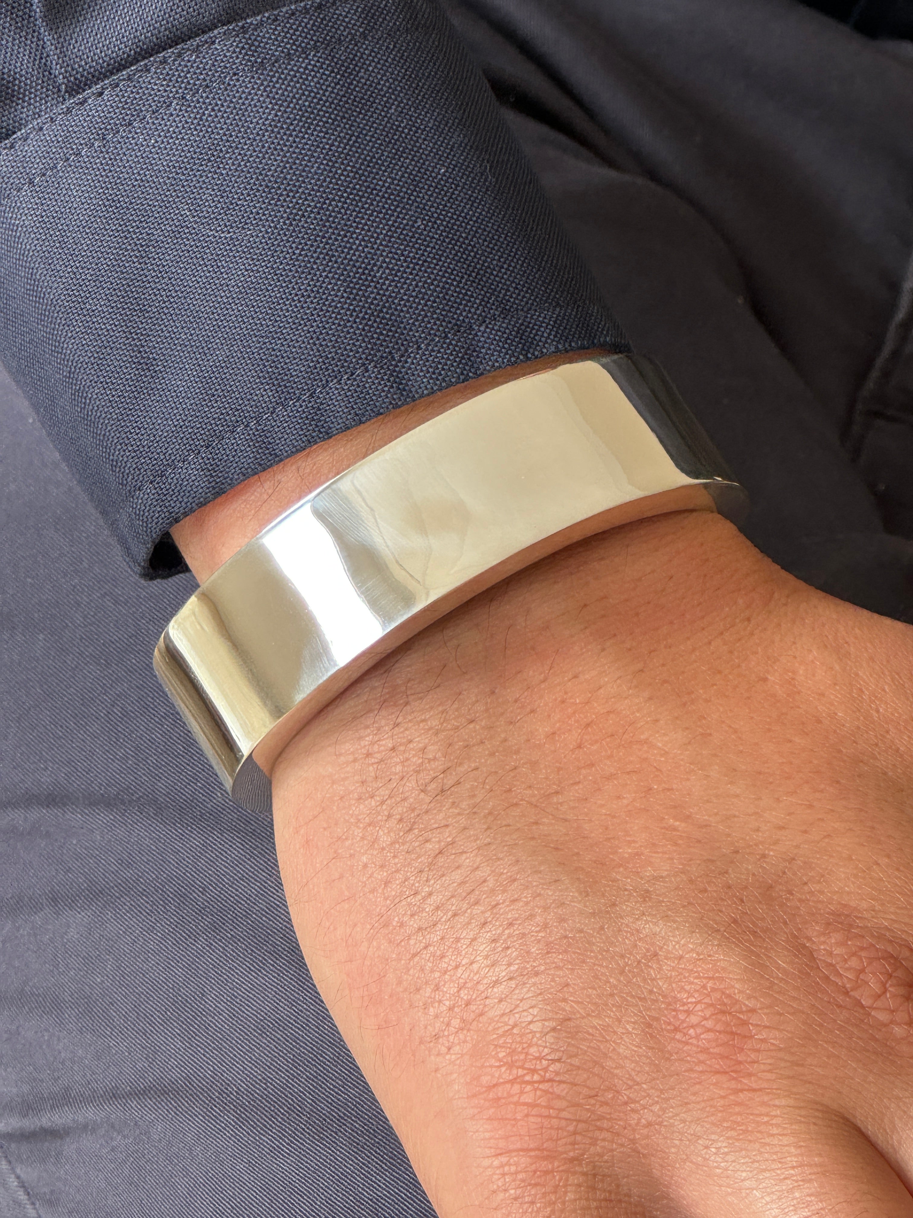 Luxury 925 Sterling Silver Cuff Bracelet for Men & Women – Unisex Elegant Jewelry