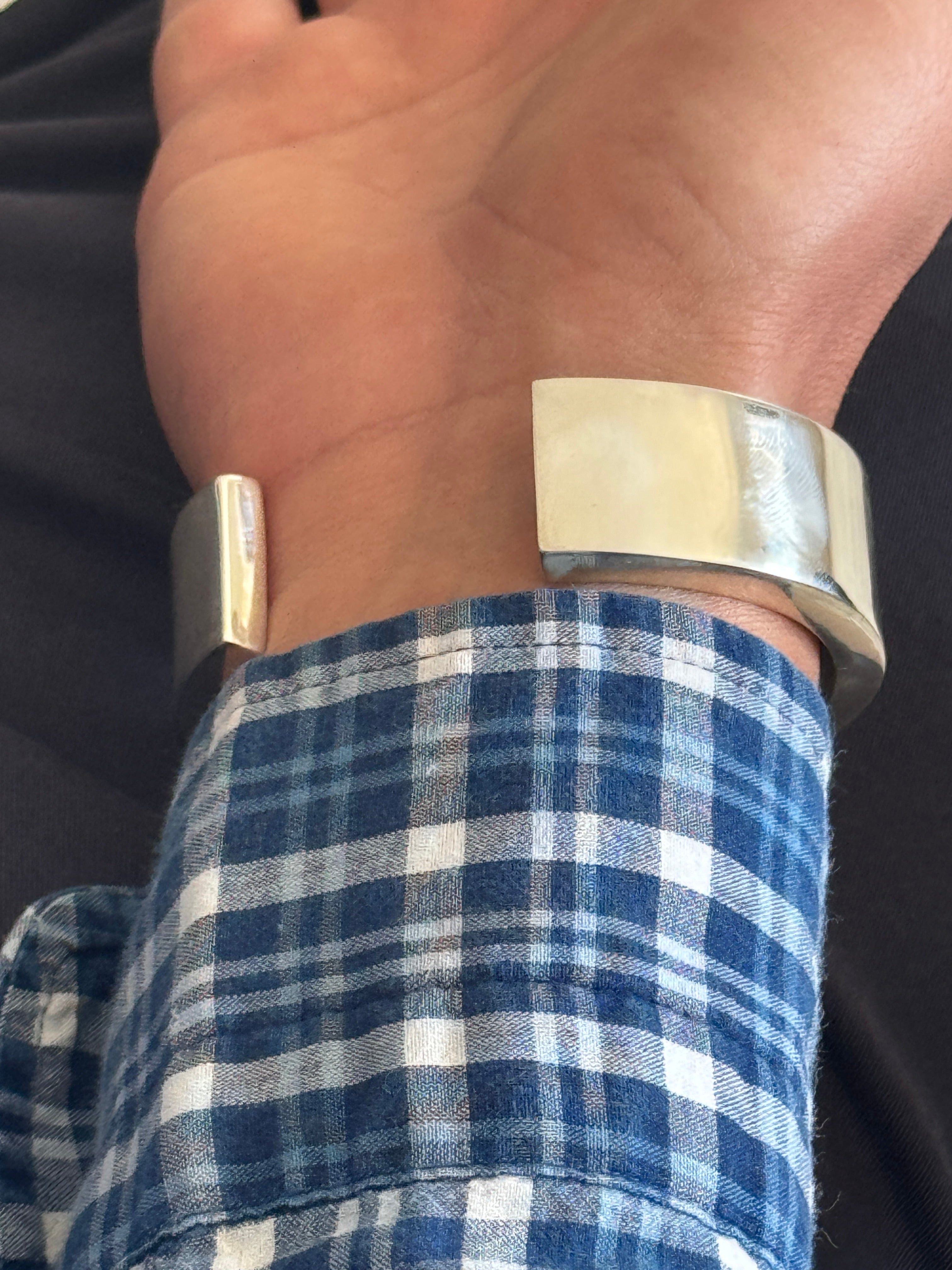 Luxury 925 Sterling Silver Cuff Bracelet for Men & Women – Unisex Elegant Jewelry