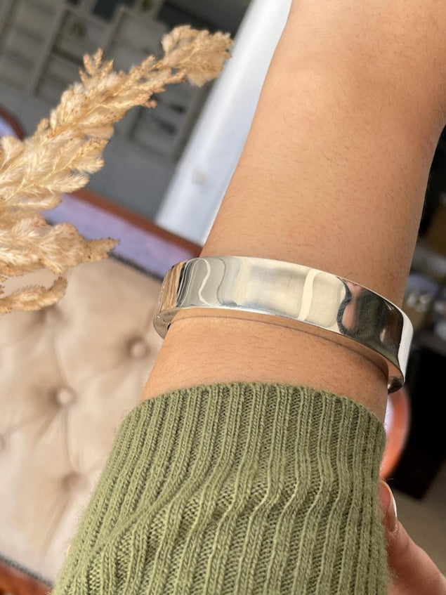 Sterling Silver Hinged Bangle Bracelet